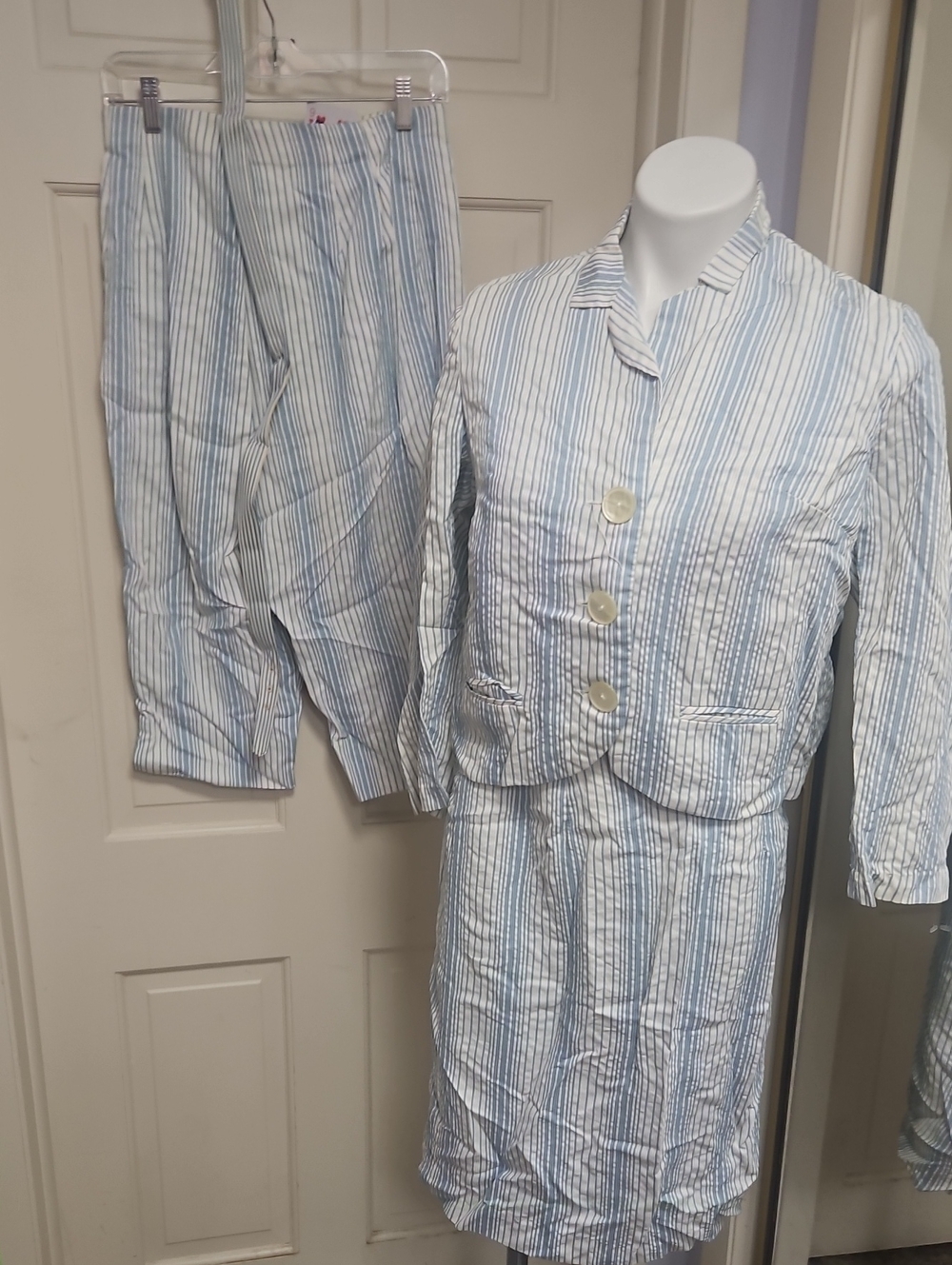 Late 1960s Seer Sucker  Striped 3 Peice Set With Belt